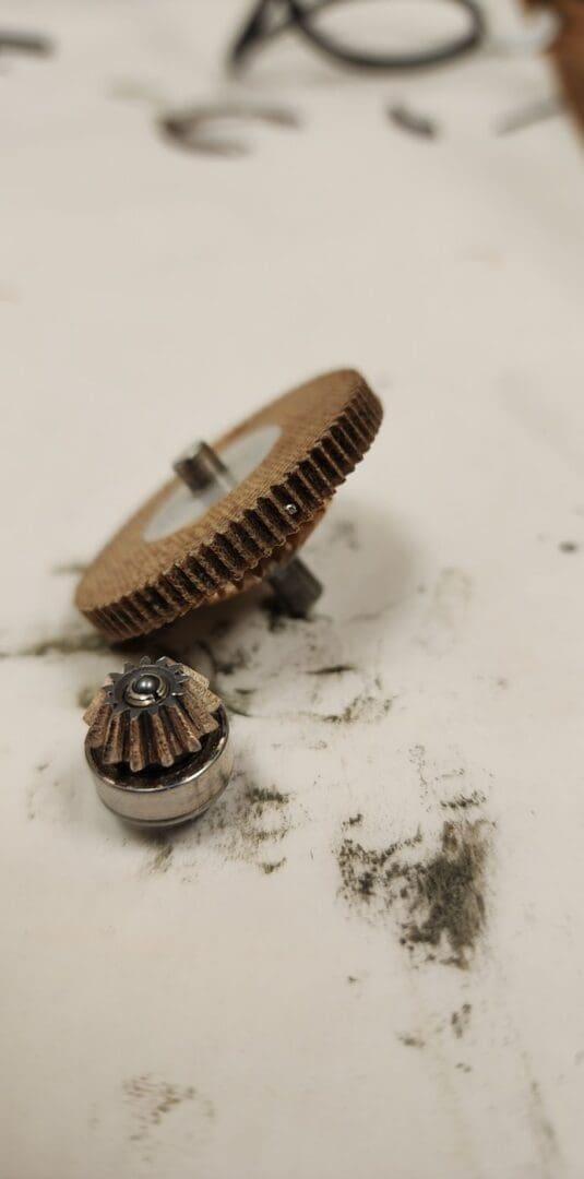 BB lodged in orbital weld head gear teeth