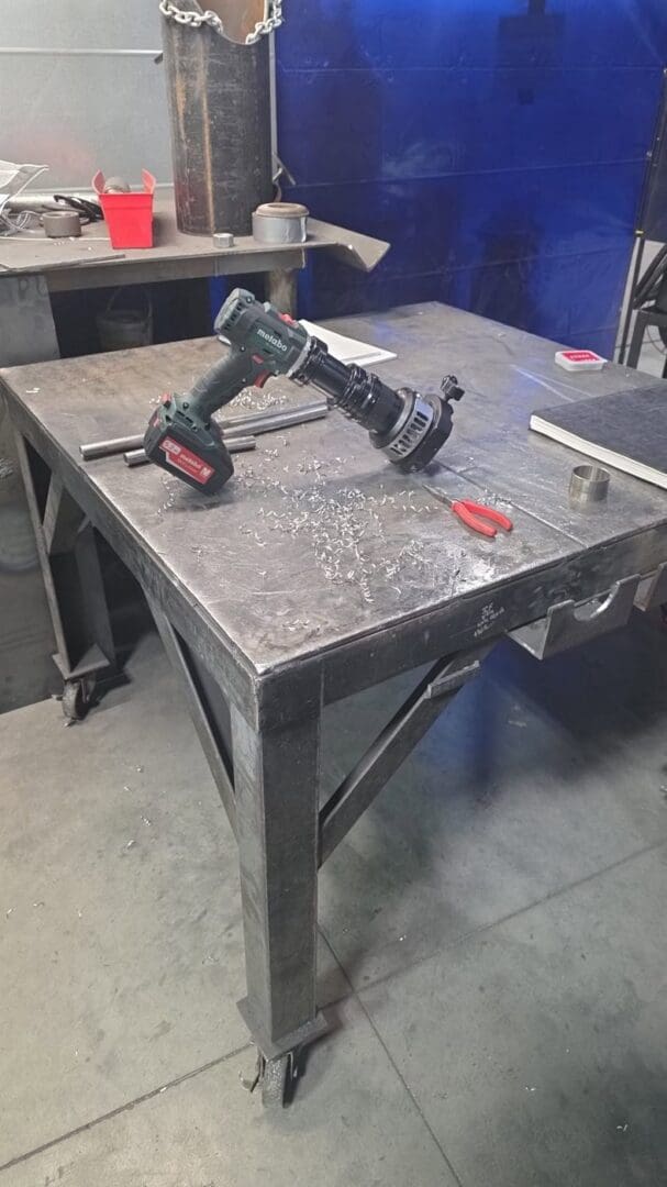 Tri Tool STS-2 facing tool with fresh chips after hands-on training